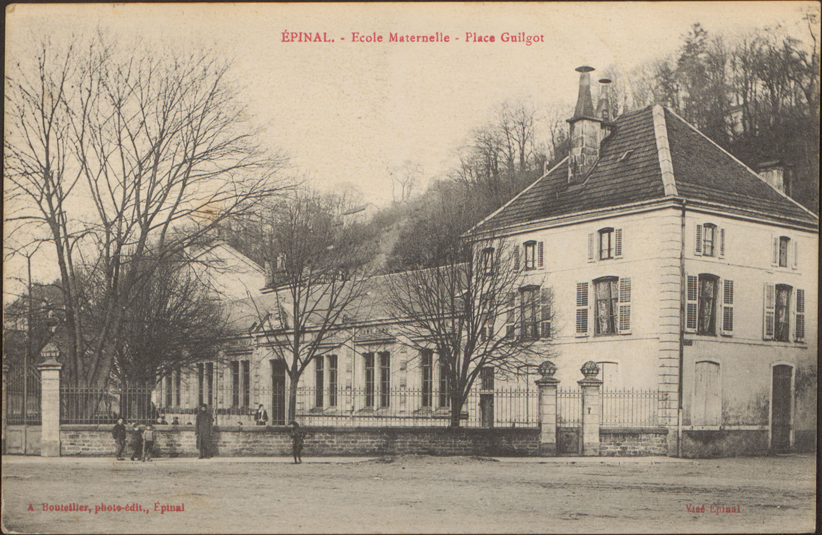 Contenu du Épinal, École Maternelle, Place Guilgot