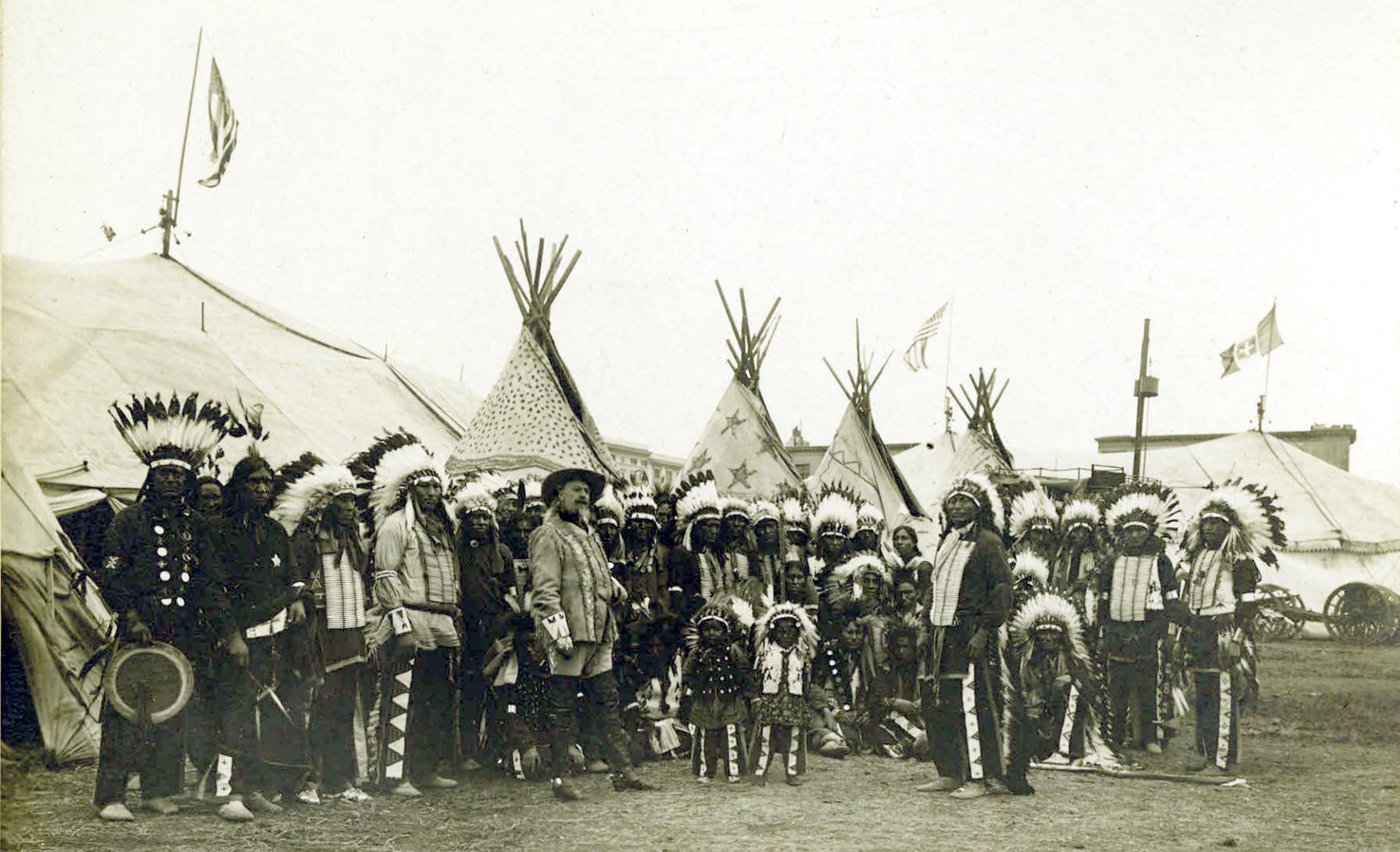 Contenu du Buffalo Bill Wild West Show 1890 (Source: Wikipedia)