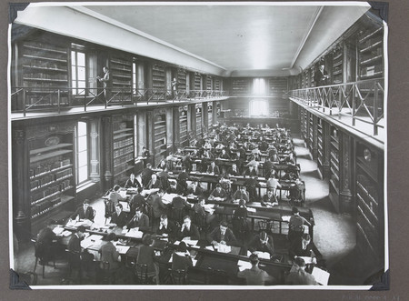Vue de la salle de lecture après les travaux des années 1930