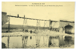 Environs de Lunéville. Le pont du chemin de fer, près de Rehainviller (Cin…