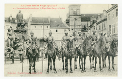 La cavalerie allemande sur la place Jules-Ferry, à St-Dié, la guerre dans …