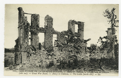 Les ruines de la Grande Guerre. Anizy-le-Château. Ce qui reste du château …