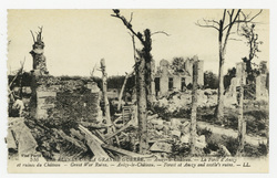 Les ruines de la Grande Guerre. Anizy-le-Château. La forêt d'Anizy et ruin…