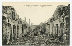 Bataille de la Marne (6 au 12 septembre 1914). Etrepy : intérieur du châte…