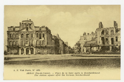 Arras (Pas-de-Calais) : place de la gare après le bombardement