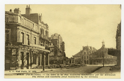 Arras (Pas-de-Calais) : la gare et la rue Gambetta bombardées par les Alle…