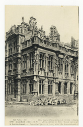Arras. Hôtel de Ville (façade ouest) après le bombardement. Guerre 1914-19…
