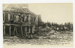 Albert (Somme). Après le bombardement. Ce qu'il reste d'un quartier. Guerr…