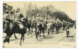 Amiens : arrivée des troupes françaises. Guerre de 1914