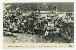 Infanterie anglaise abritée derrière un mur