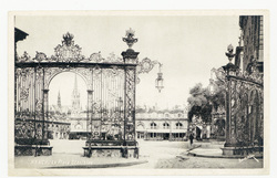 Nancy : la place Stanislas, les grilles de la place Stanislas, Nancy la co…