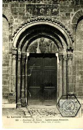 Laître-sous-Amance. Portail de l'église. (mon. hist. Xe siècle) : environs…