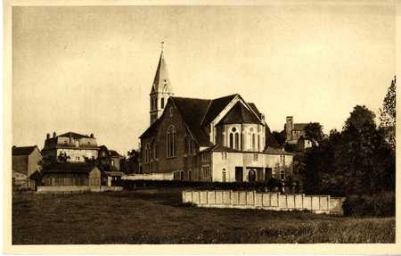 Mont-Saint-Martin : nouvelle et ancienne églises