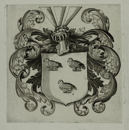 Armoirie représentant trois merles dans un écu, sous un casque et lambrequ…
