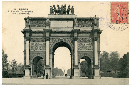 Paris - L'Arc de Triomphe du Carrousel