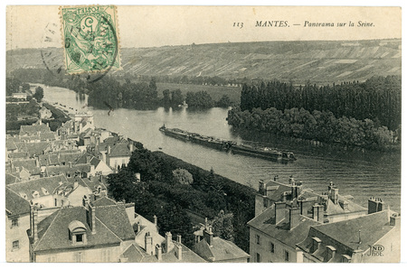 Mantes - Panorama sur la Seine