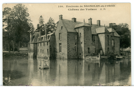 Environs de Bagnoles-de-L'Orne - Château des Yvetaux