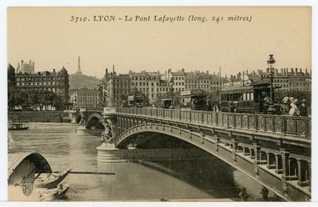 Lyon. Le pont Lafayette (long. 241 mètres)