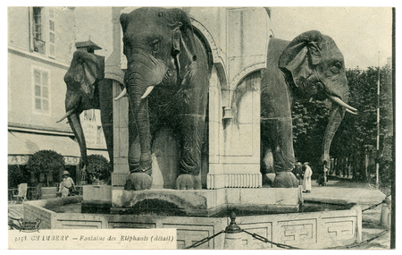 Chambéry. Fontaine des éléphants (détail)