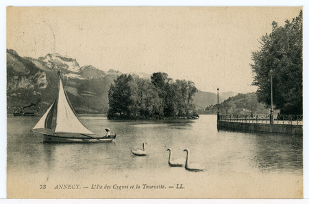 Annecy. L'île des cygnes et la Tournette.