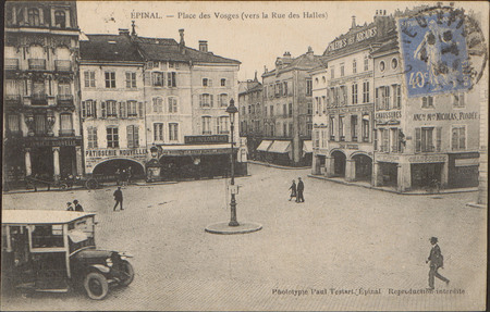 Épinal, Place des Vosges (vers la Rue des Halles)