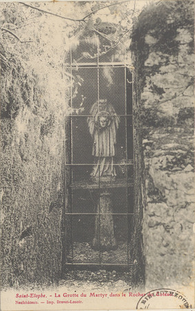 Saint-Elophe, La Grotte du Martyr dans le Rocher du Coteau