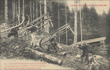 Les Schlitteurs gravissant la montagne et portant leurs schlittes, Forêt d…