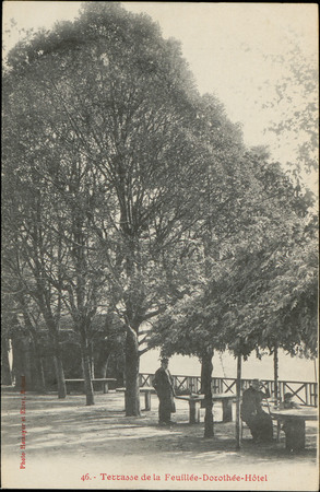 Terrasse de la Feuillée-Dorothée-Hôtel