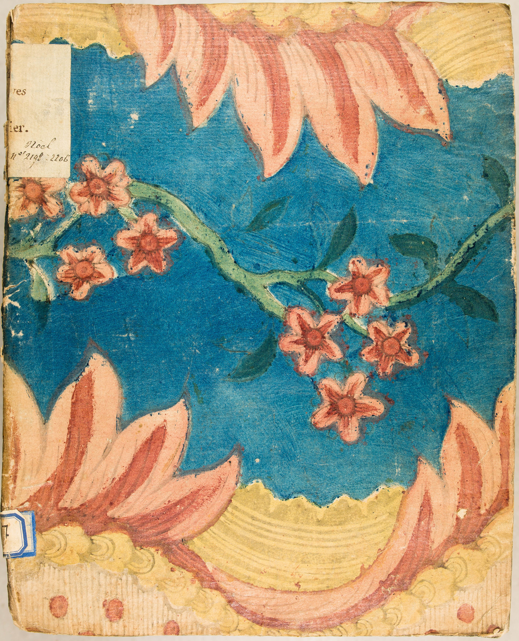 Contenu du Papier dominoté à décor floral