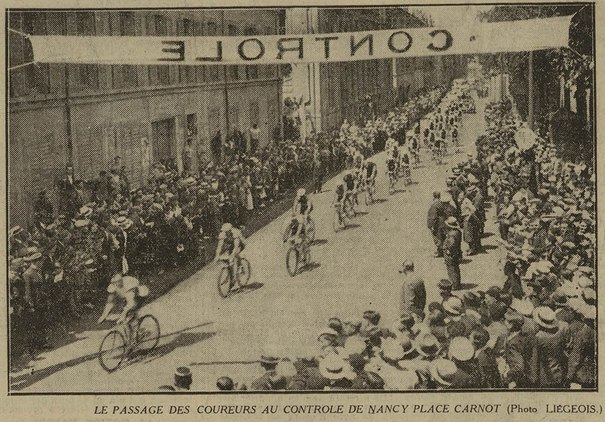 A bicyclette ... A bicyclette ...
