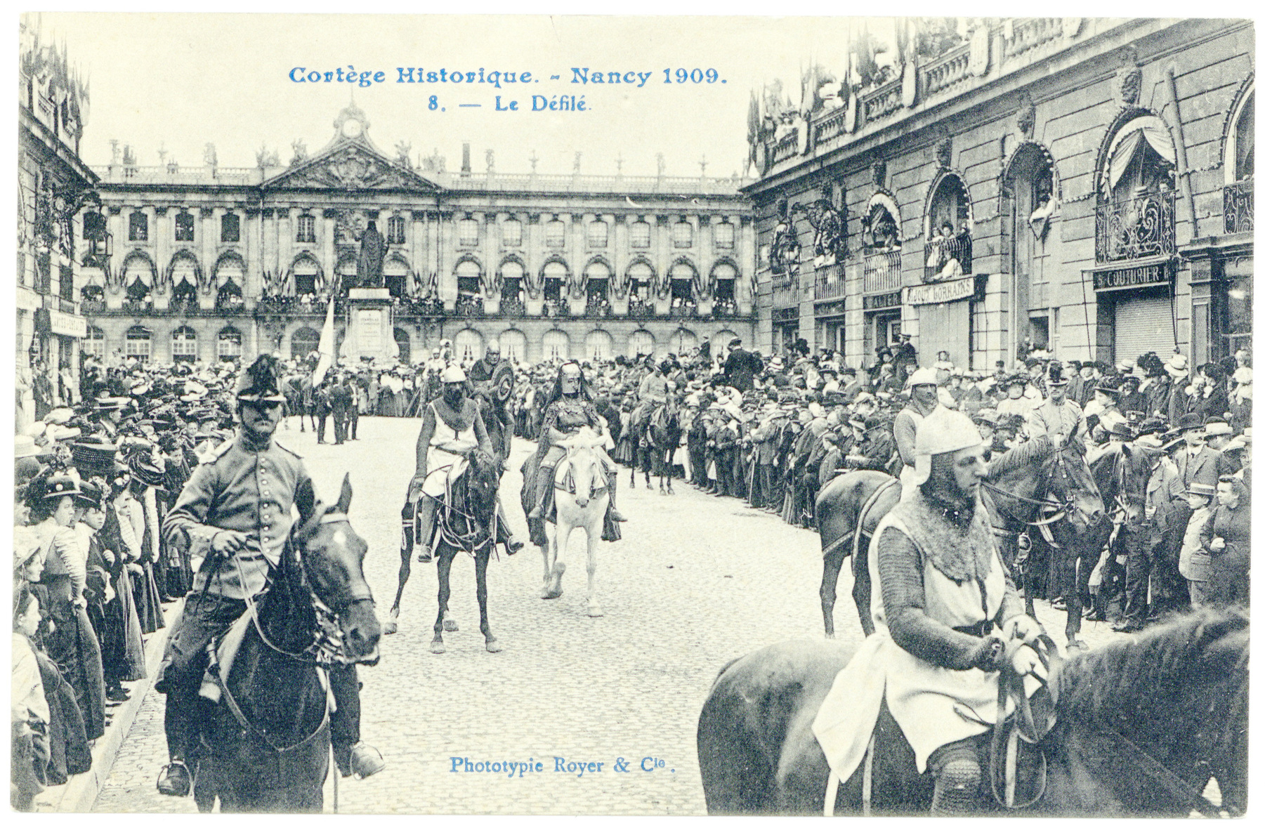 Contenu du Le Défilé.  Cortège historique. - Nancy 1909.