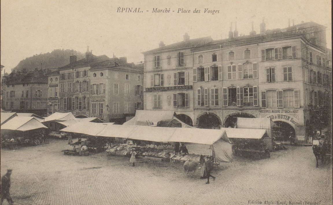 Contenu du Le marché de la place des Vosges à Épinal