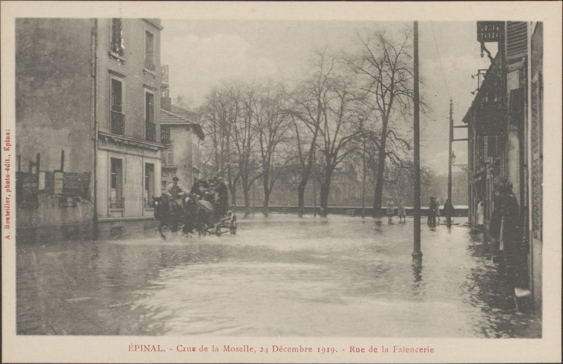 Contenu du Épinal, Crue de la Moselle, 24 décembre 1919, Rue de la Faïencerie Contenu du Épinal, Crue de la Moselle, 24 décembre 1919, Rue de la Faïencerie