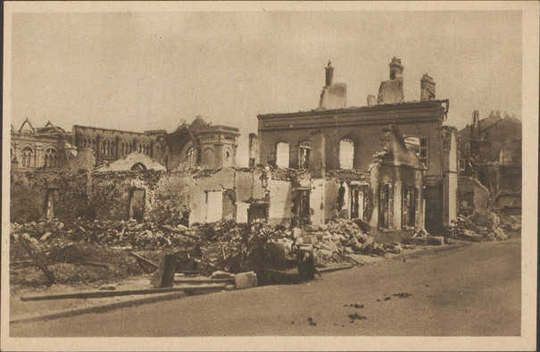 Contenu du La destruction de l'église Notre-Dame-au-Cierge en 1944