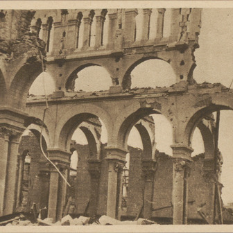 La destruction de l'église Notre-Dame-au-Cierge en 1944