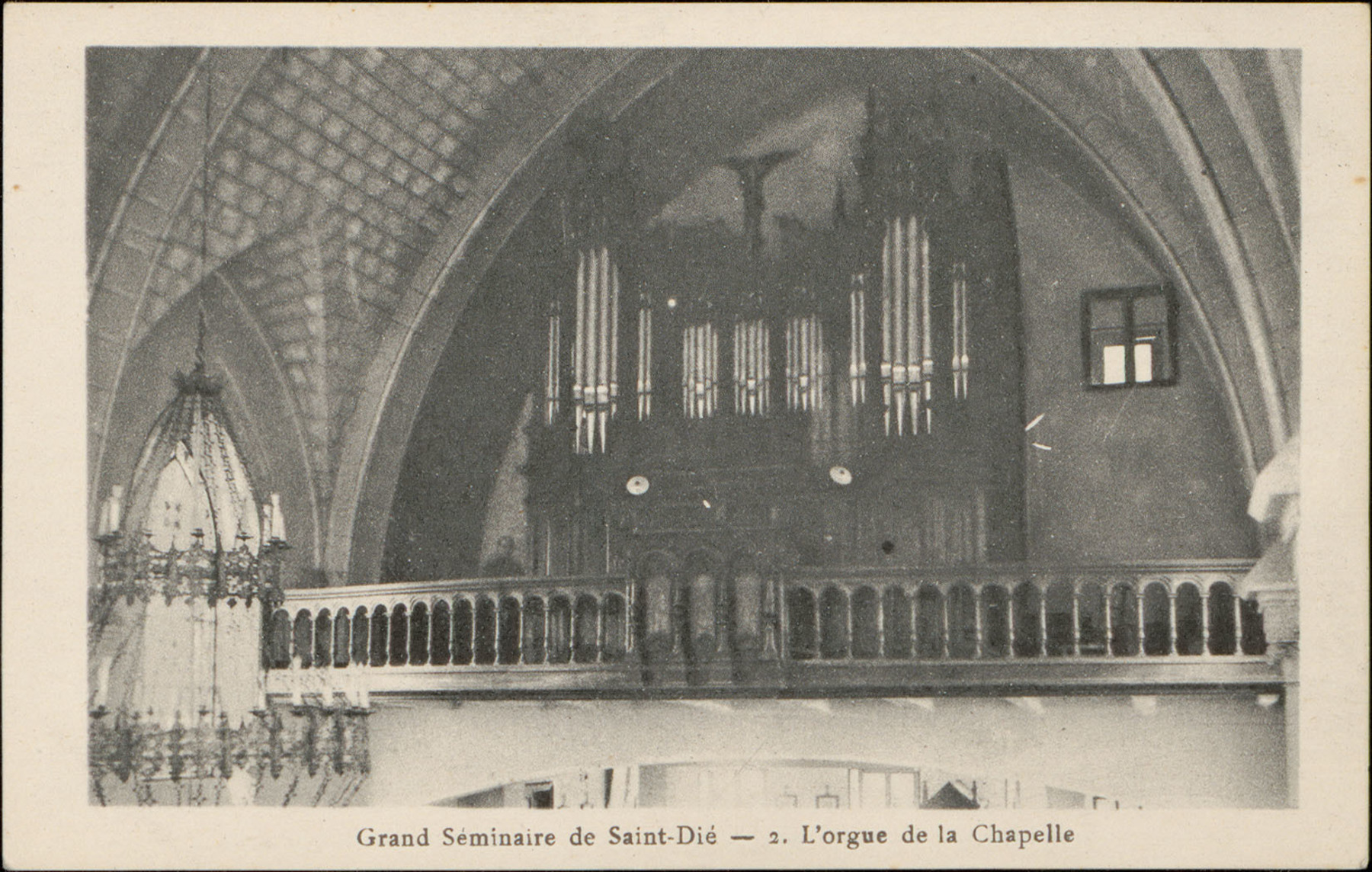 Contenu du Grand séminaire de Saint-Dié : l'orgue de la Chapelle